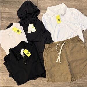 NWT All in Motion 5 piece Clothing Bundle Sz Small